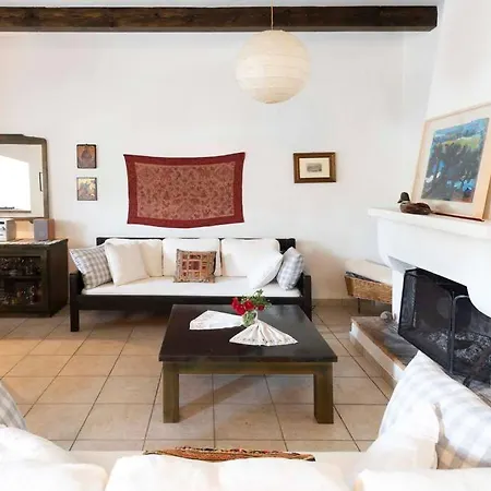 Splendid Stone House With Vineyard Close To Villa Pylos