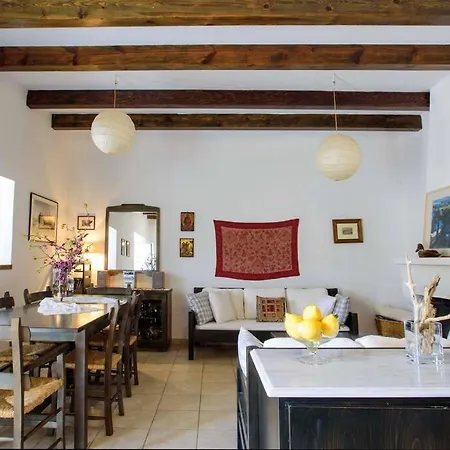 Villa Splendid Stone House With Vineyard Close To Pylos